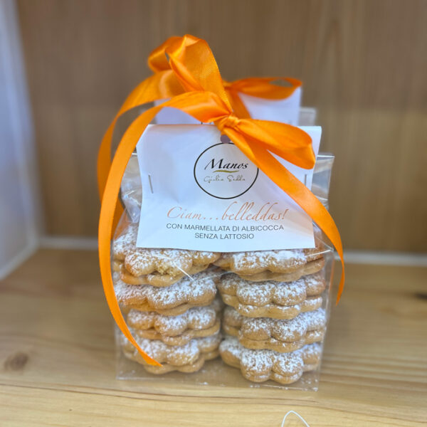 ciambelleddas senza lattosa con marmellata di albicocca